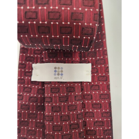 Apt. 9 Neck Tie Red Geometric 100%‎ Silk - Picture 3 of 4